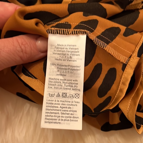 NWT J Crew animal print blouse - Picture 6 of 8